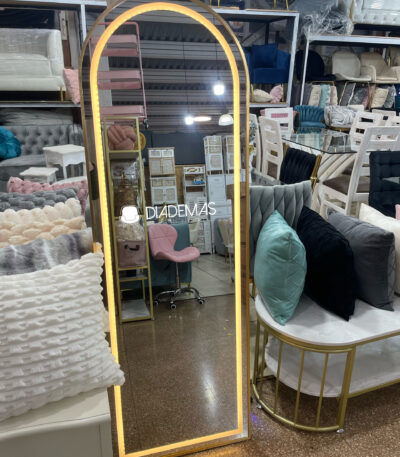 Espejo Led 165x55 con borde dorado y touch