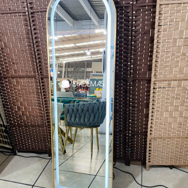 Espejo Media Luna 160x50 con luz led y pedestal