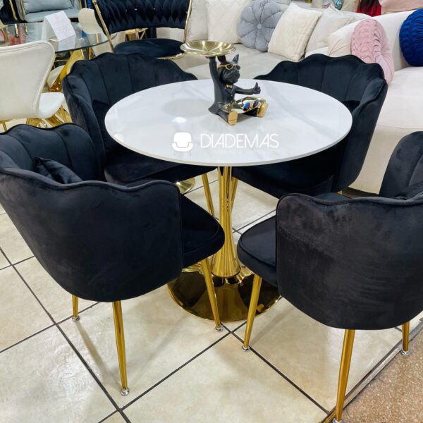 Comedor Tulip con mesa de m&aacute;rmol y 4 sillas Coral Velvet