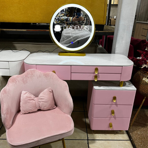 Tocador Velvet Rosa con espejo touch y silla flor