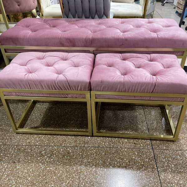 Set de banquetas velvet con estructura metalica dorada