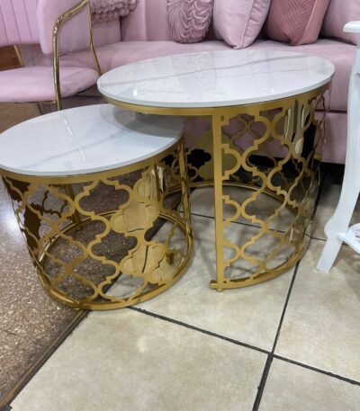 Mesa Nido Panal Blanca con cuarzo y base dorada