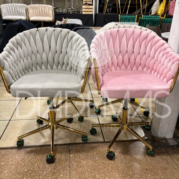 Silla Queen Escritorio en velvet con base dorada